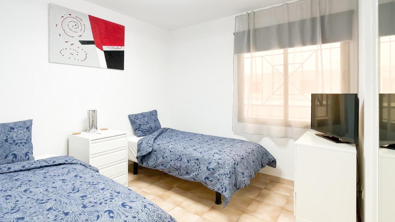 Korallia Guesthouse Castle Harbour Los Cristianos  Esterno foto