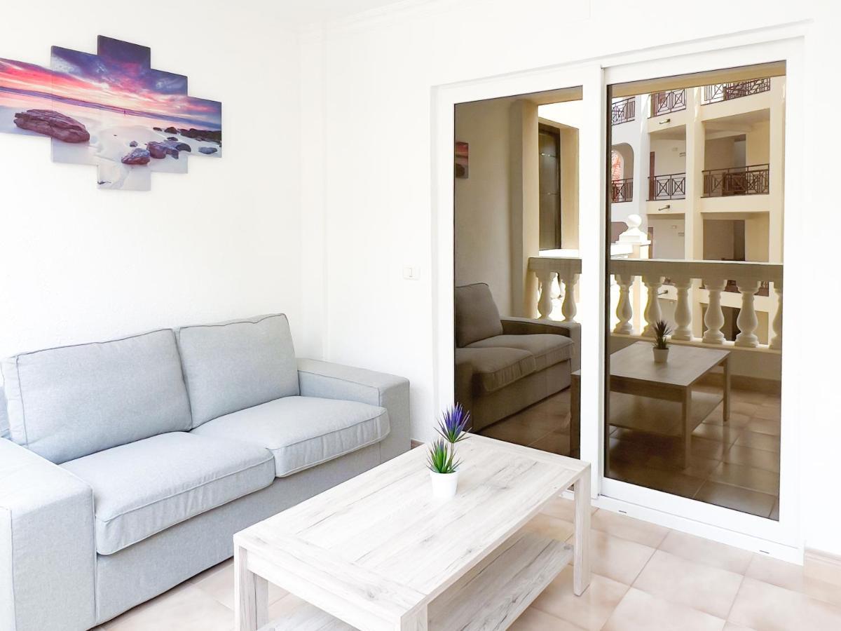 Korallia Guesthouse Castle Harbour Los Cristianos  Esterno foto